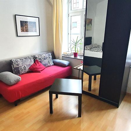 Msq Diana Vienna - 10 Min From City Center - Free Coffee And Tea - High Speed Internet Luaran gambar