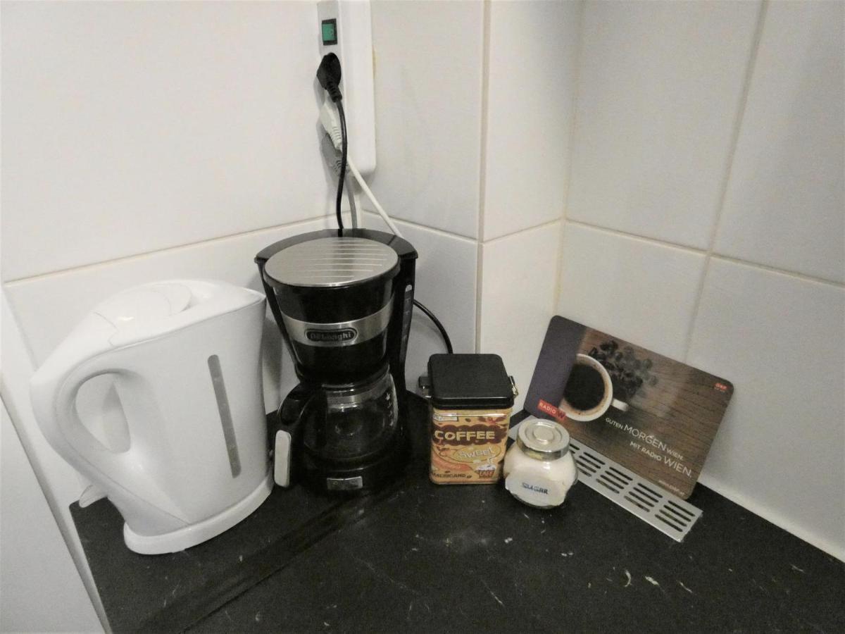 Msq Diana Vienna - 10 Min From City Center - Free Coffee And Tea - High Speed Internet Luaran gambar